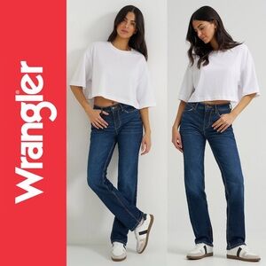 NWT Wrangler High Rise True Straight Leg Berry Dark Jeans Women’s Size 6 | 28x32